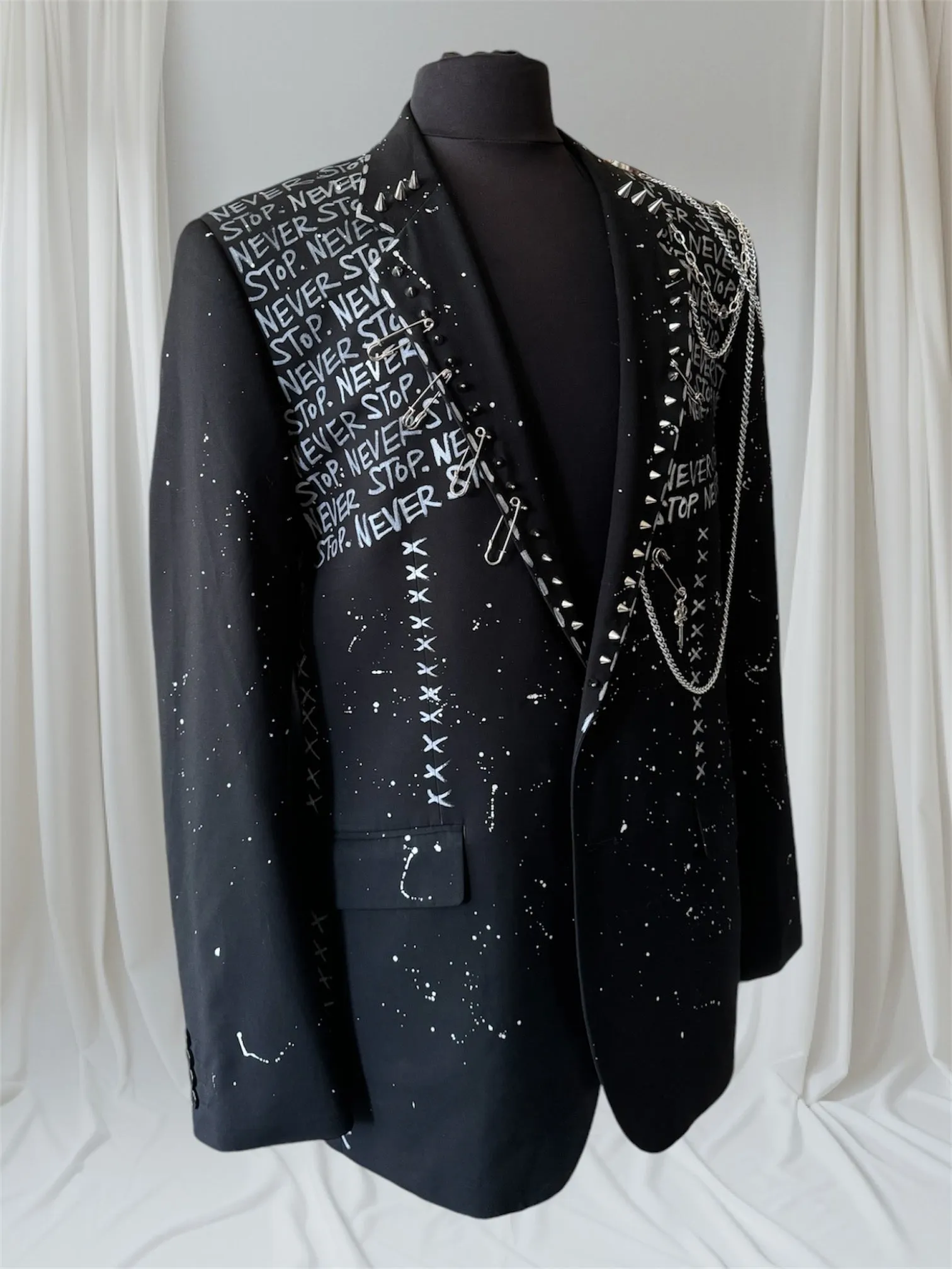 NEVER STOP 44L Mens Suit Jacket