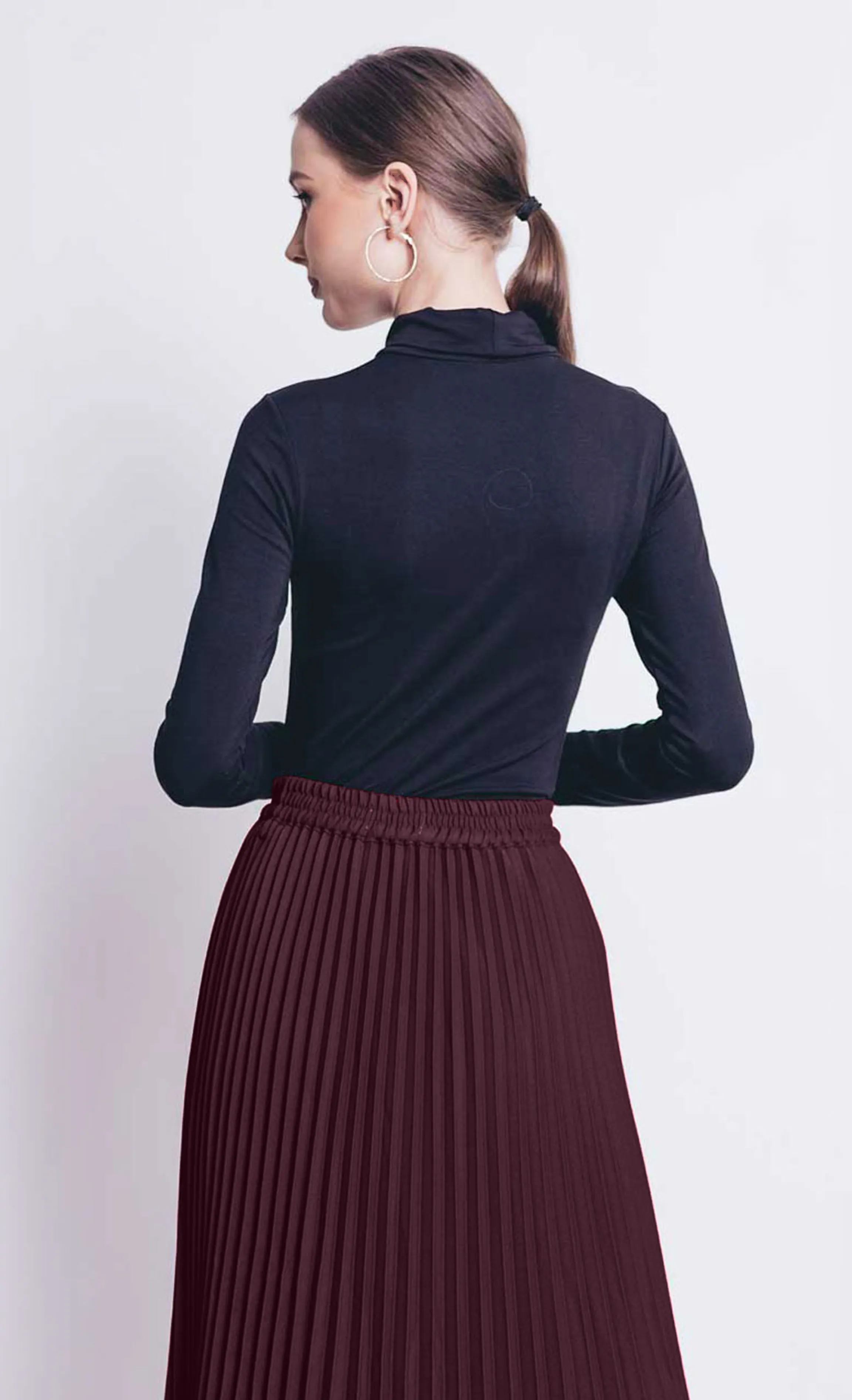 Olivia Pleated Skirt in Plum