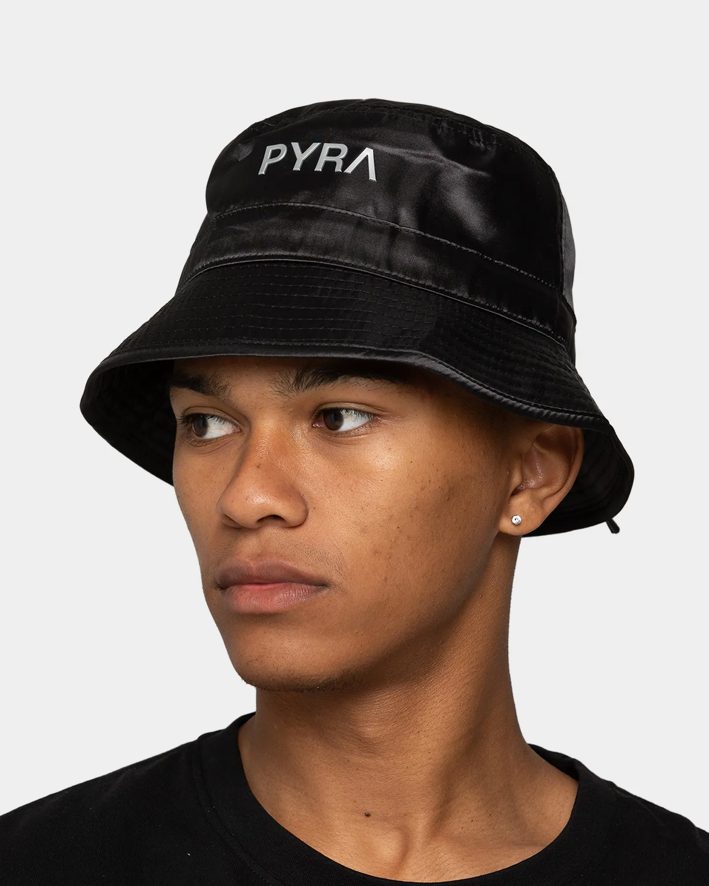PYRA Como Bucket Hat Black/3M
