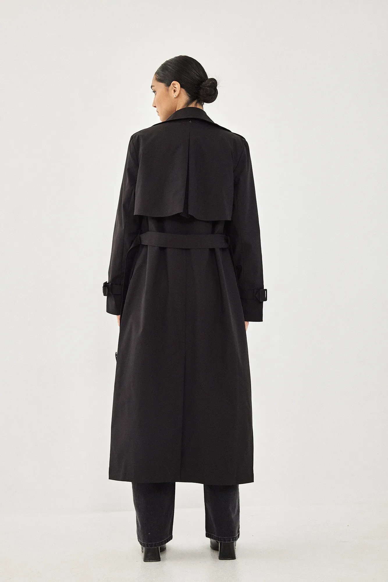 TRENCH COAT